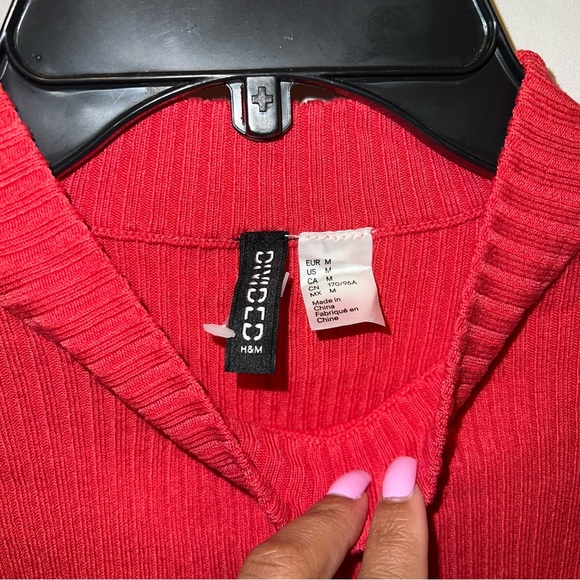 “Watermelon” Red Mock Neck Crop Ribbed Knit Top - Picture 3 of 5